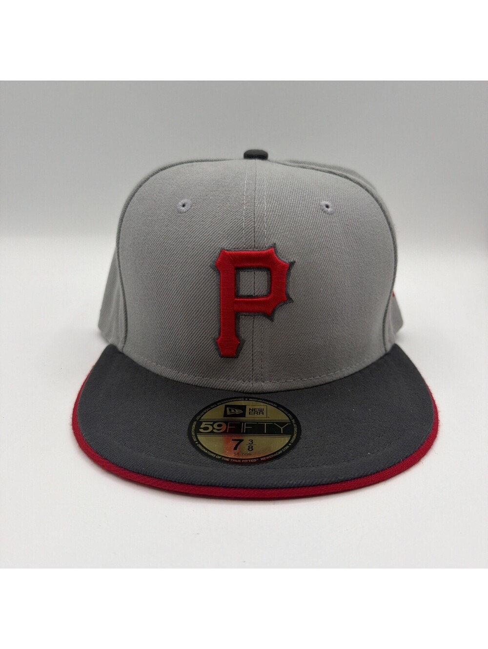 Pittsburgh Pirates P Logo Graphite Red Black New Era 59Fifty Fitted Hat 7 3/8